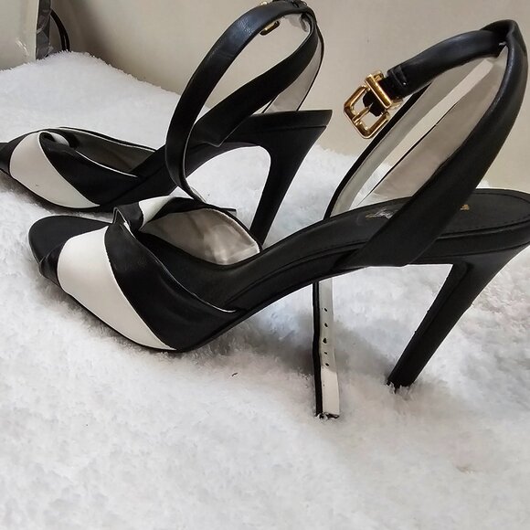 EXPRESS Black & White Crisscross Strap Heels – Size 6 - Picture 4 of 8